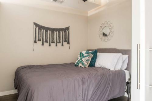 Apartamento Apts Near Riverwalk Trails With Balcony By Frontdesk