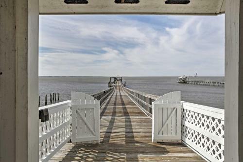 Waterfront Home With Dock - 31 Mi To Downtown Nola!