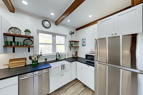 Exceptional Vacation Home In Boothbay Harbor Home