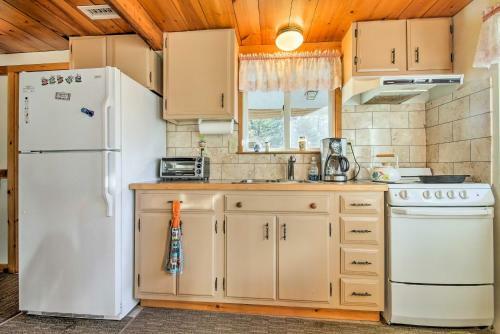 Naples Cottage With Sebago Cove Views And Dock Access!