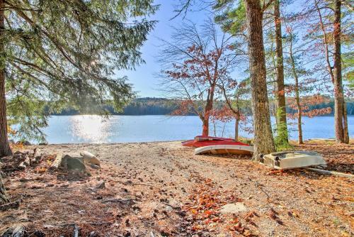 Naples Cottage With Sebago Cove Views And Dock Access!