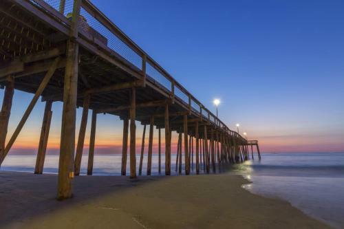 Apartamento Updated Oceanfront Patio Condo At The Colonial Condo