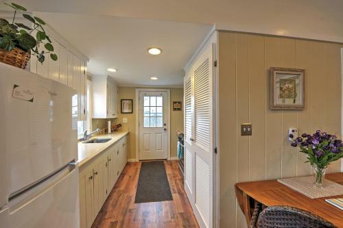 Apartamento Cape Cod Condo With Yard 300 Ft To Craigville Beach!