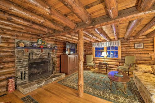 Hancock Log Cabin Retreat 2 Miles To Jiminy Peak!