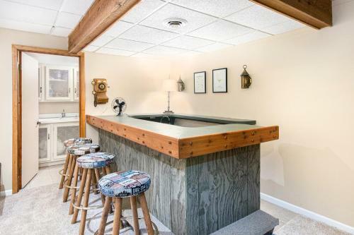 Birchwood: Enchanting Lake Michigan View