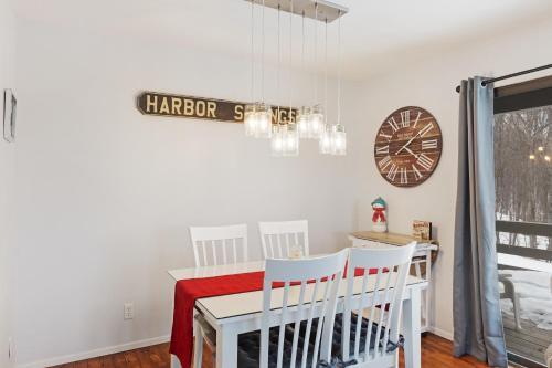 Hideaway Valley: Condo #7