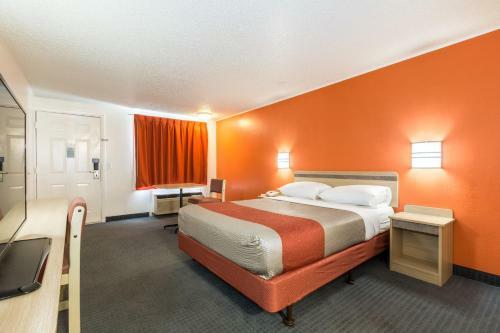 Hotel Travelodge By Wyndham Lansing