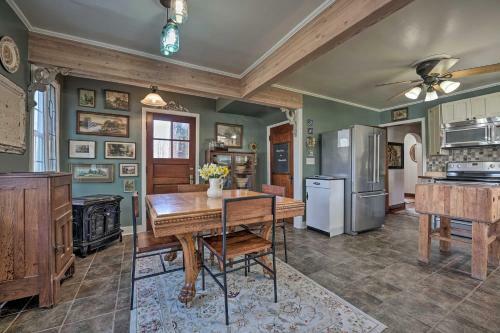 1940s Farm Cottage With Fire Pit, 4 Mi To Lake