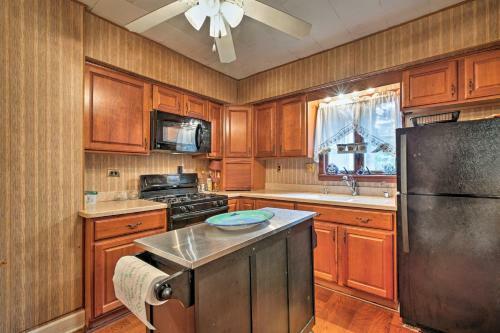 Charming Vintage Union Pier Home - Walk To Beach!