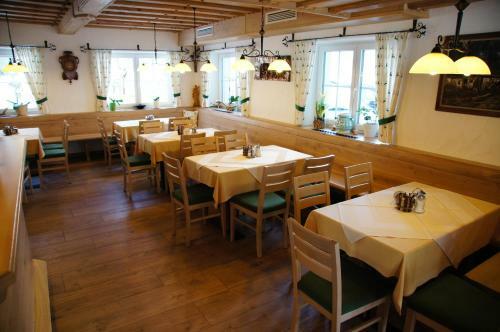 Hostal Gasthof Zum Sandlweber