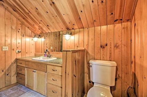 Lakefront Log Cabin With Dock About 9mi To Lutsen Mtn
