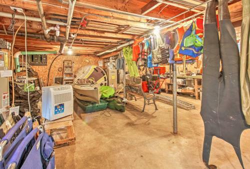 Lakefront Nisswa Cabin With Spacious Deck And Kayaks!