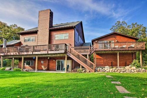 Lakefront Cabin In Pequot Lakes With Private Dock!