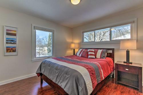 Rochester Home With Deck, 5 Min To Mayo Clinic!