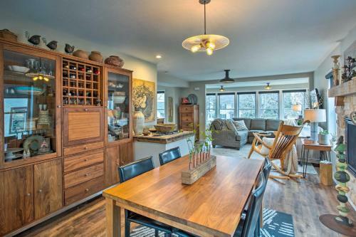 Charming Home With Patio, Next To Lake Waconia!
