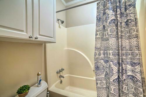 Charming Columbus Home With Game Room, Near Afb!