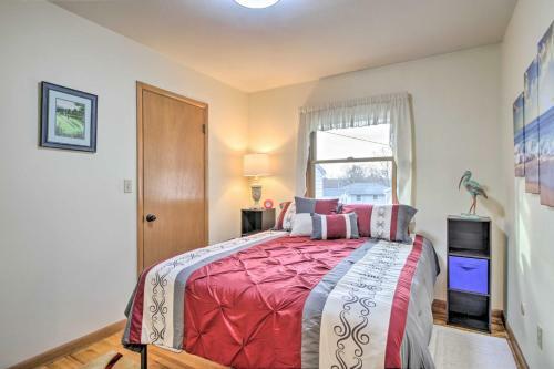 Cheerful Rochester Retreat With Workout Room!
