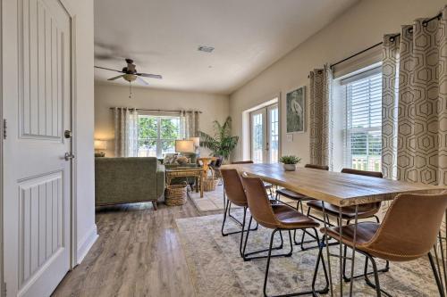 Gulf Coast Getaway With Water Views - Walk To Beach!