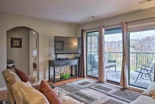 Apartamento Condo Amidst Branson Action With Pool And Golf!