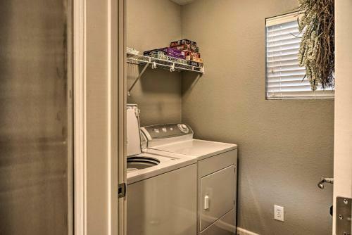 Apartamento Condo Amidst Branson Action With Pool And Golf!