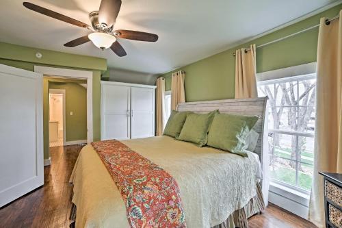 Downtown Branson Home With Pool Mins To The Landing!