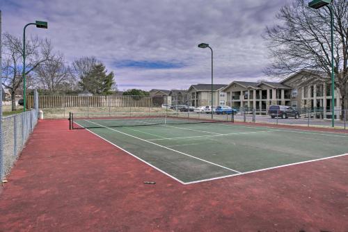 Branson Condo Ideally Located 3 Miles To Downtown!