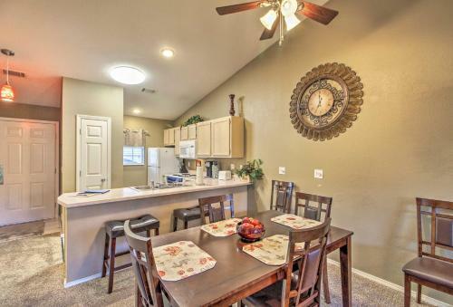 Apartamento Resort Condo With View, Mins To Branson Strip!
