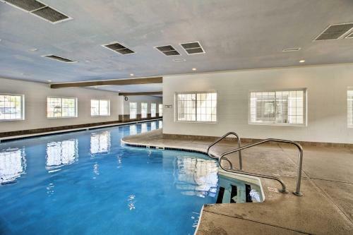 Apartamento Resort Condo With View, Mins To Branson Strip!