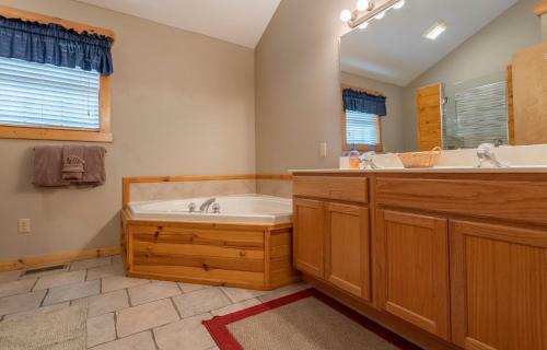 Ozarks Oasis Cabin