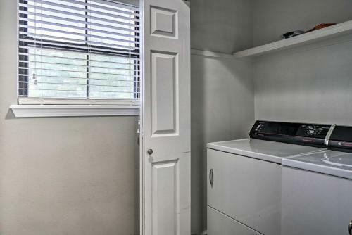 Apartamento Central Resort Condo, 1 Mi To Branson Strip!
