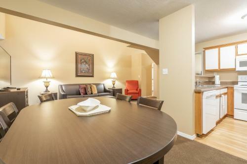 Hotel Surrey Vacation Resort By Capital Vacations