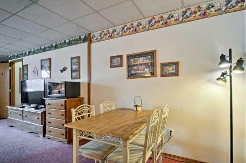 Peaceful Branson Home 5 Mins To Silver Dollar City