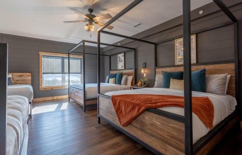 Branson Cove Chateau Home
