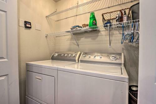 Apartamento Cozy Lakefront Condo With Grill And Dock Access!