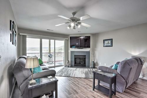 Apartamento Dreamy Lakeside Condo With Dock Access And Views!