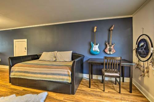 Kansas City Home With Large Yard Pets Welcome