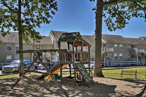 Apartamento Osage Beach Condo With Pools And Boat Dock Access