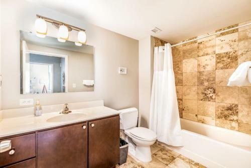Jacuzzi In The Sky Luxe Condo By Cozysuites