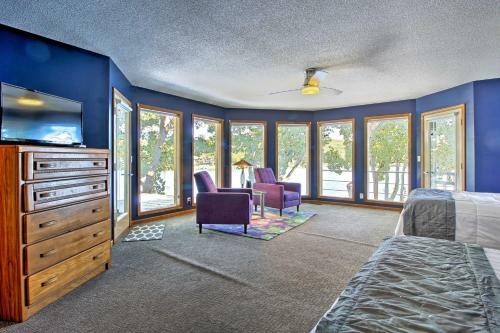 Waterfront Sunrise Beach Home With Hot Tub And Dock
