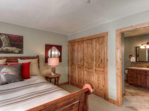 Robins Nest By Big Sky Vacation Rentals