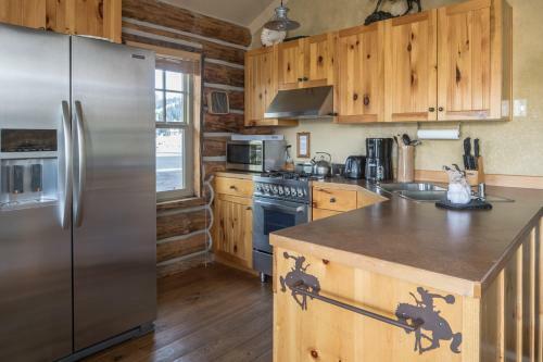 Cowboy Heaven Cabin 11 Bandit Way