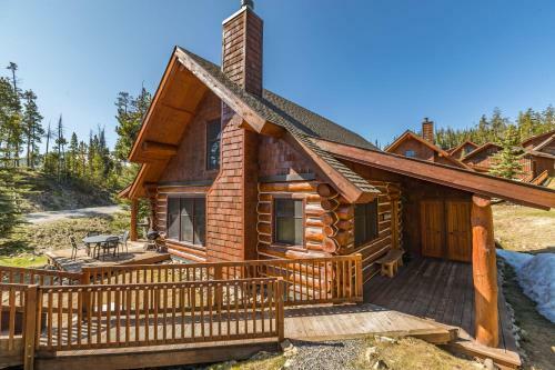 Powder Ridge Trapper Cabins By Big Sky Vacation Rentals
