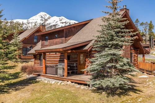 Powder Ridge Trapper Cabins By Big Sky Vacation Rentals