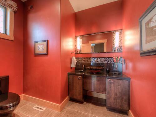 Swift Bear Chalet By Big Sky Vacation Rentals