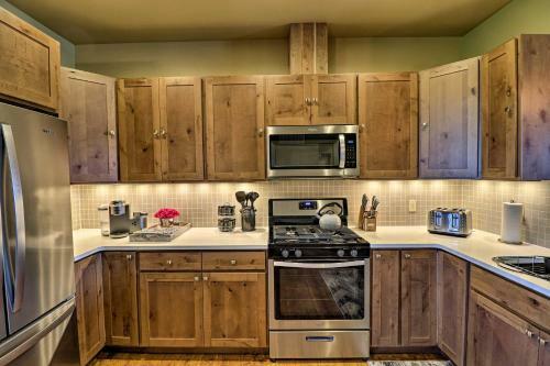 Newly Built Kalispell Home - 28 Mi To Glacier Np!