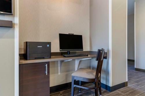 Hotel Mainstay Suites Great Falls Airport