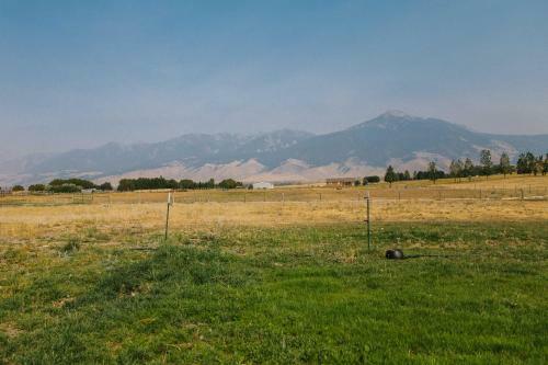 Paradise Valley Cabin By Chico And Yellowstone Park!