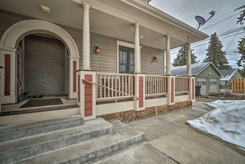 Updated Townhome With Hot Tub - Walk To Downtown!