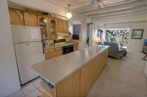 Village Pleasure By Lake Tahoe Accommodations