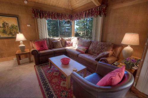 Chimney Rock Condo By Lake Tahoe Accommodations
